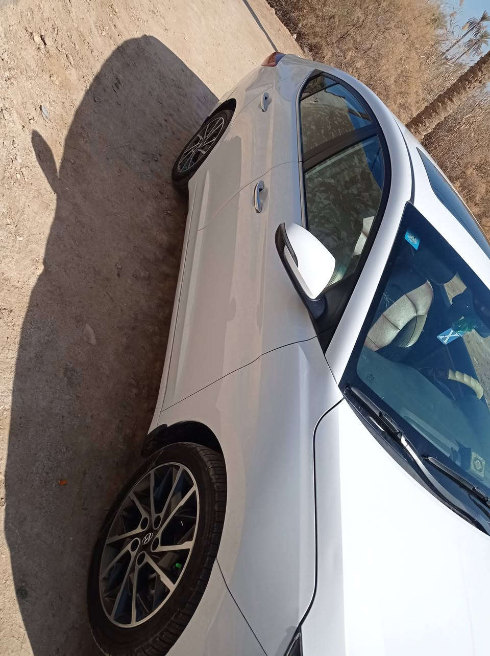 سلام عليكم
الانتره للبيع خليجي 2020

(كفالة عامة ما عده مكانين بارد) 

رقم بغداد 

ماشيه 70 دك جرص حقيقي 

2000 دوش 

فول مواصفات (واحد.علئ واحد)

(نكل + كشنات قلاب) 

فتحه سلايت

 +بصمه+

قطعتين تبريد +

تحكمات ستيرن

 +مرئي شفط 

+ شاشه 

+كامره امامي خلفه

 +فول واحد علئ واحد

+انضمة قياده

 +يدات نيكل

+حساسات امامي خلفي

 + سياره فول واحد علئ واحد

السعر (168)  وبيه مجال 
مكان (السياره كربلاء)  
رقم ***********
