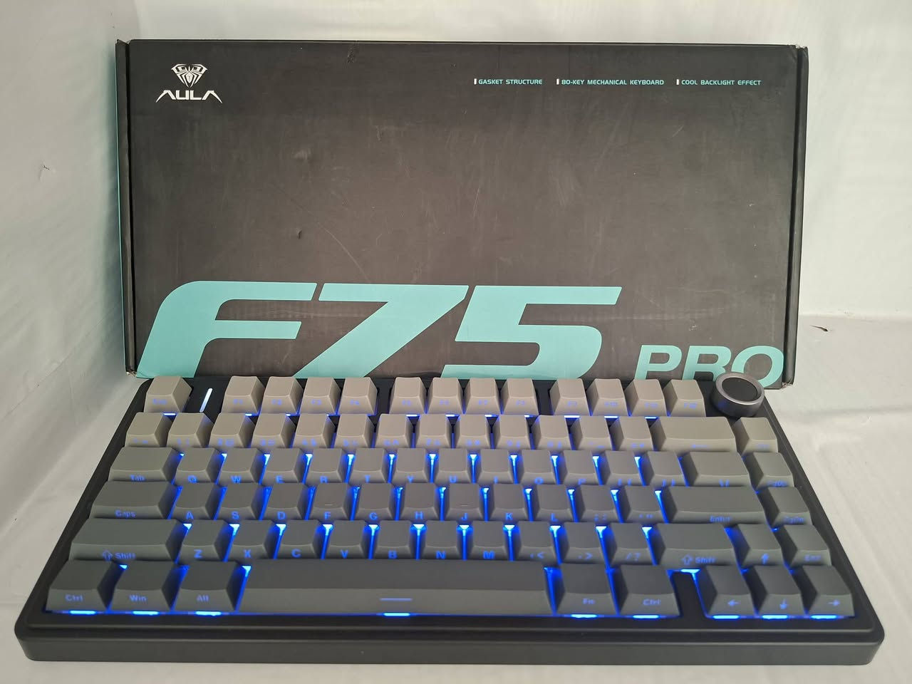 السلام عليكم
الاكسسوارات المتوفره حاليا موجود توصيل 3 الاف كل العراق
كل قطعه مكتوب سعرها 
ادمن❤️


**إذا كنت صاحب هذا الإعلان وتريد حذفه لأي سبب، رجاءا أرسل رسالة إلى الدعم الفني**