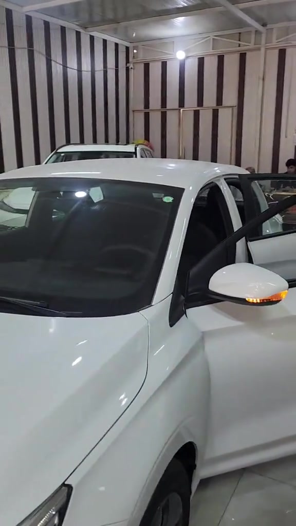 🚗✨ اختاري راحتج وأناقتج مع MG3 ✨🚗 سيارة مثالية للنساء 💖 عملية، اقتصادية، وسهلة الاستخدام داخل المدينة وخارجها✅️ضمان خمس سنوات ✅️ 💸 القسط الشهري: 360 ألف دينار فقط 👤 الكفيل: موظف مدني أو ضابط 📍 التسجيل متاح في: ديالى – بغداد – صلاح الدين 🏢 الاحسان للسيارات ثقة وخدمة تليق بيج 🌟 📌العنوان : ديالى - بعقوبة - مجاور كراج البحيرة ✅️ 📱الموبايل : *********** - ***********
