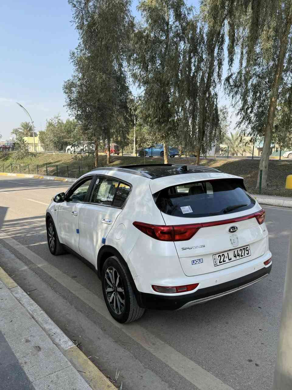 السلام عليكم

سبورتاج2017 فول الفول SX اعلى فئه بالسبورتج رقم اربيل بسمي الجديد

ماشيه 105k

المواصفات👇👇👇

1 بانوراما

2 بصمه ابواب وتشغيل وصندوق

3 جنطه كهرباء

4 شاشه كبيره 

5 لدات نهاري هيلوجين

6 كراسي جلد

7 كراسي كهرباء اثنينهن

8 تحكمات فول 

9 مرايه داخليه عاكسه للضوء وبيها بوصله

10 ترحيب عند الاقتراب

12 سايد بريك بصمه

13 اوتو هولد

14 كاميرا دواره 

15حساس امامي

16حساس خلفي

17 انضمة قيادة 3 سبورت ايكو نورمل

18 ستيرن تدفئه 

19 كشنات تدفئه وتبريد 

20 سستم صوت دمام هارمن حت بل دشبول وصندوك دمام

21 محرك 2400

22 جي بي اس 

23 تبريد قطعتين 

24 حساس لايت واطارات

25شاشه صغيره لعرض لعطلات

26 مري شفط

27 ويل كب 19

28 رادار امامي وكاميرا تحديد مسار

29 رادارات خلفيه نقطه عمياء

30 مري شفط واشاير مري

31 ستيرن حرف دي

32 شفتات ستيرن

33 لايت فراشه عدسه

34 زنون عالي ناصي 
بيه صبغ اربع 4️⃣ قطع السيارة بدون ايربك 
شاصي الغد كفالة 

السعر 143$

الاستفسار *********** مكاني ديالئ بعقوبة
