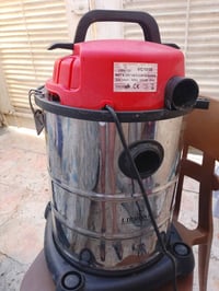 مكنسه كهربائيه • 2000 واط • حجم كبير