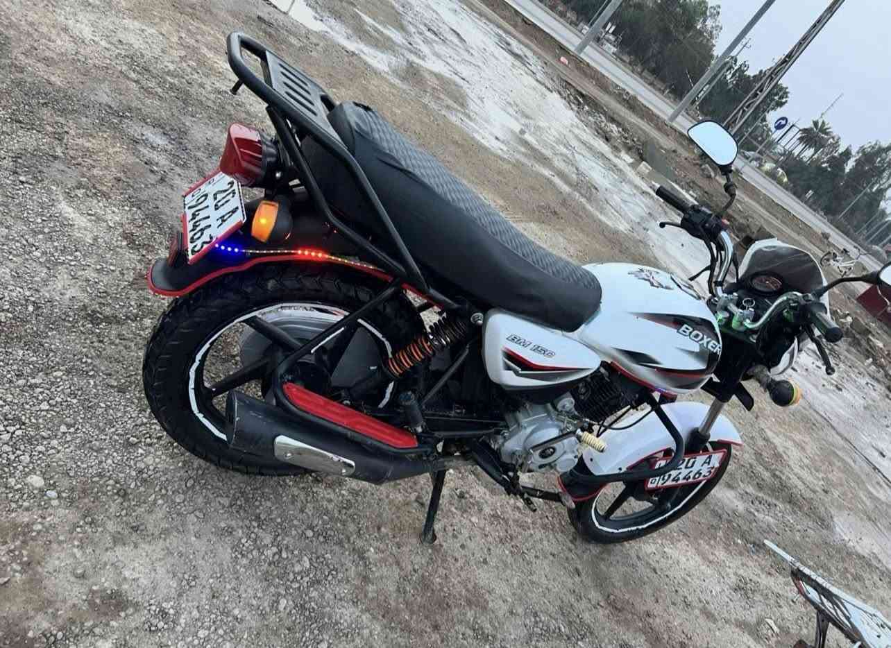 السلام عليكم دراجه بوكسر كامله مكمله مديل 22 محرك مكفول جيب فيتر وتعال فحص 👍🏻مابيهه ي نقص لوحات نكليزي تحويل شوكت ميعجبك سنويه لل 2030 دراجه مرتبه سعرهه 1850 وبيهه مجال بصيط الشراي يتصل ***********
