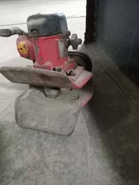 للبيع ساحبه اوربيه جديده السعر 6 ورقات حلاويه بيم 56  07821020222