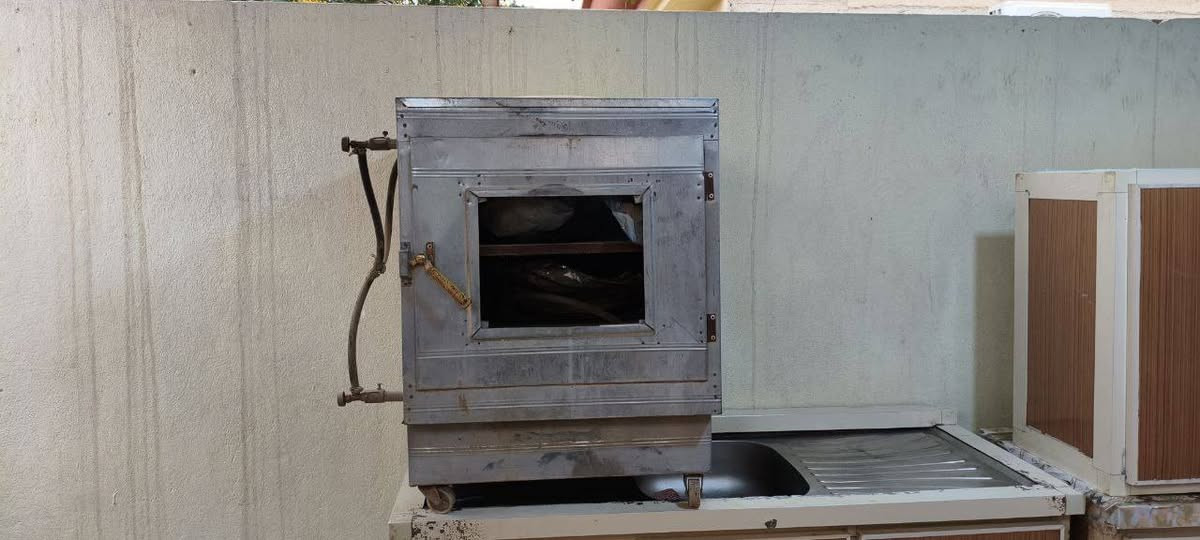 السلام عليكم
اغراض بيت للبيع 
تواصل خاص او واتساب 
***********
***********
