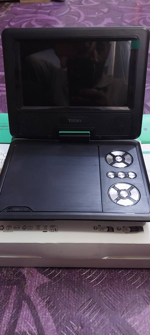 مشغل أقراص DVD محمول من YOTON مقاس 7.5 بوصة للأطفال مع شاشة عالية الدقة قابلة للدوران مقاس 9.5 بوصة ومكبر صوت ستيريو، يدعم وقت تشغيل من 4 إلى 6 ساعات، مزامنة USB/بطاقة SD/التلفزيون [لا يدعم Blu-ray]


**إذا كنت صاحب هذا الإعلان وتريد حذفه لأي سبب، رجاءا أرسل رسالة إلى الدعم الفني**