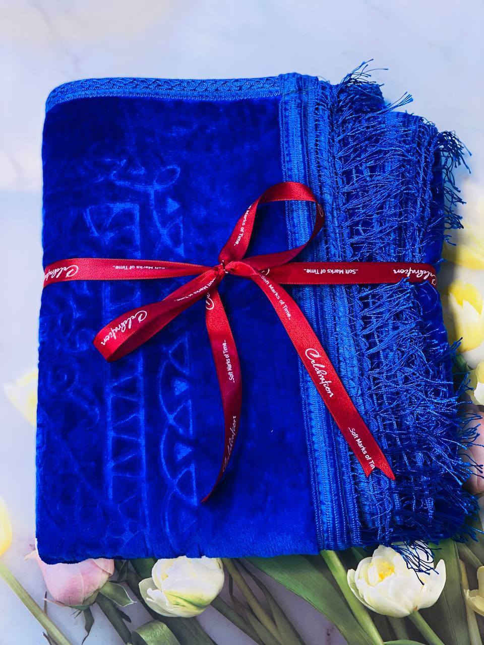 جبنالكم سجادة صلاة فخمة وناعمة 🌙

ألوان مميزة وجودة عالية 👌  
ناعمة ومريحة بالصلاة 🤲  
#طباعة

طباعه اسماء على سجادة♥️

ضروري تكون عند كل شخص
من ارقة الهدايا الي ممكن تقدموها ، وتحصلون بيها اجر الكم ولصاحب الهديه ، تخيل ع كل ركعه وانت تحصل اجره 
+ موجود بوكس هدايا راقي للتغليف♥️

سعر السجادة { 8 الاف }

سعر طبع الأسم { 7 الاف}

طبع اسم مع عبارة {8الاف}

🚘يوجد خدمة توصيل لجميع محافظات العراق ٤ الاف🚘


**إذا كنت صاحب هذا الإعلان وتريد حذفه لأي سبب، رجاءا أرسل رسالة إلى الدعم الفني**