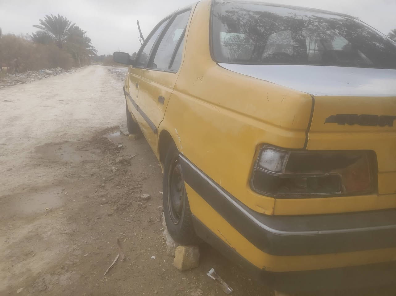 السلام عليكم ورحمه بيجو 405
السياره بيه نواقص قليله لبيع او مراوس بسياره ياباني او كوري وانطي فرق 
***********واتساب
