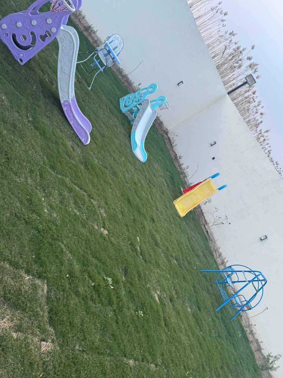 اهلاً وسهلاً بيكم في ✨
🌴 مزرعتنا 🌴

نسعد بتواصلكم ويانه 🌹
وللاستفسار عن الحجز هذا تفاصيل الأسعار والأوقات مراسله واتساب
📞***********
♦ الشفت الصباحي 
⏰ من 8 الصبح لحد 6 العصر
♦الشفت المسائي
⏰ من 8 باليل لحد 6 الصبح
♦يوم الكامل
⏰  يستلم الساعه 8 الصبح ويطلع ثاني يوم الساعه 6 الصبح
(مده الحجز 22 ساعة)
العدد المسموح: 15 شخص (الاطفال غير محسوبين)
في حال تم الحجز يرجى قراءة شروط وتعليمات المزرعه قبل دفع العربون
. يشمل إيجار المزرعه فقط ( بدون تجهيز 
⏰ الوقت: من الساعة 8 صباحاً – إلى الساعة 10 مساءاً(الأستلام الساعة 12)

🚫 نعتذر عن استقبال مناسبات الشباب وحفلات الچوبي
👨‍👩‍👧‍👦 الحجز للعوائل فقطء
📌 تثبيت الحجز:

•  عربون نصف المبلغ
•  إرسال صورة التحويل
•  عند الحضور: مستمسك
 📍 الدورة هوررجب– سريع الدورة الجديد
(تبعد 8دقائق عن جسر الطابقين)

✨ زيارتكم تسعدنا دائماً
