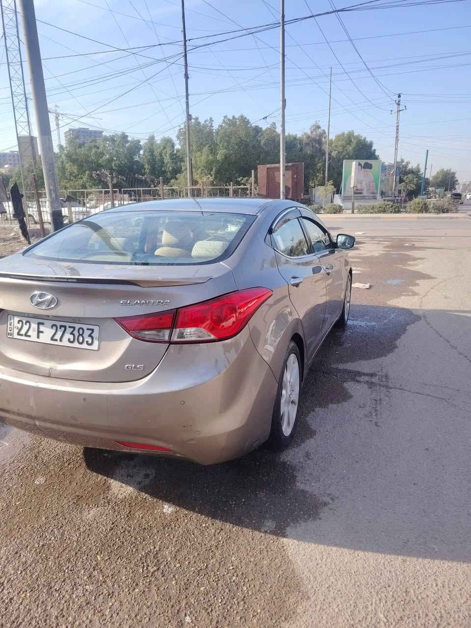 النترا  ٢٠١٢ خليجي محرك ١٨٠٠ دوش رقم اربيل جديد 
سياره بدون صبغ وتبديل بيها جراد بل قماره وبل جنطه 
كير مكيه مكفولات لاتبخير ولا تنقيص الكير جديد حاويه مشدود صدر كله جديد تخم تاير مابيها نقص السياره 
عارضها ٩٨ مجال بسيط مكاني بغداد الجديده
***********
