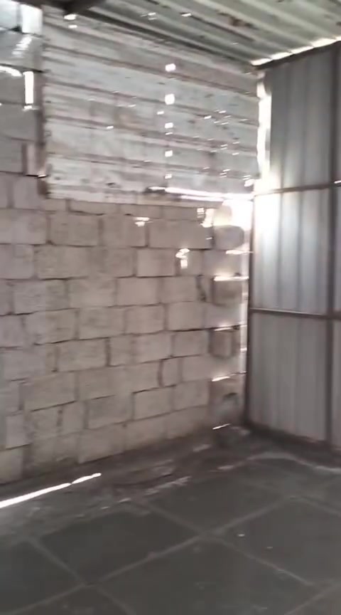 السلام عليكم بيت بالحميديه الايجار بدايته قريب ع السيطره لاستفسار اكثر اتصل ع رقم***********
