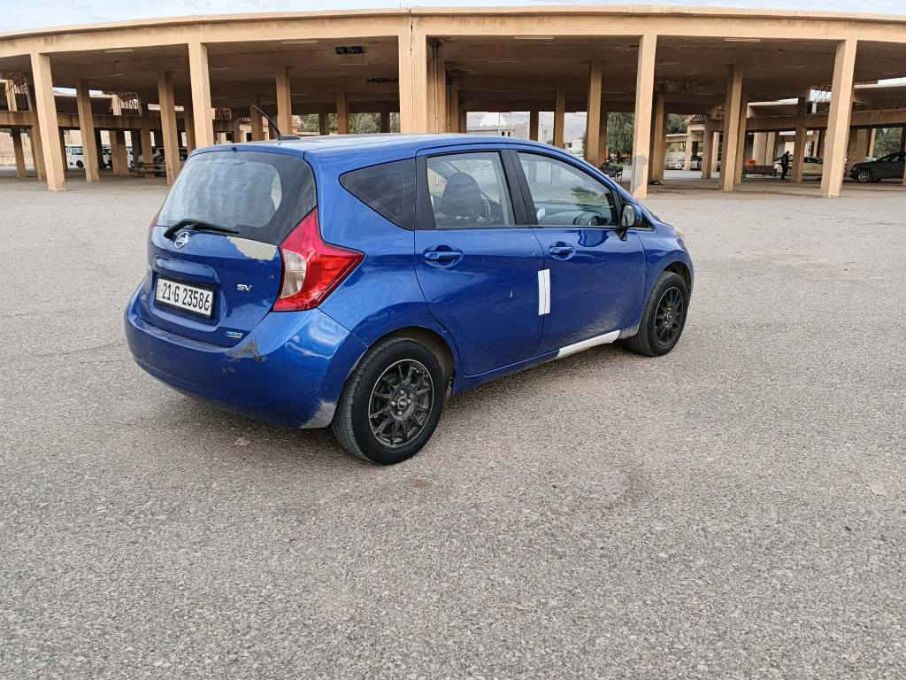 نیسان ڤیرسه نۆت مۆدیل 2016گیڕ تۆ ماتیک گیڕ مه کینه به شه رته سه نه وی نویه چو ر تا یه ی نویی له ژیره زۆ ر تو ندو به نده سئ پا چه سبوغ بی ناو گرتن نرخ 79گه ڵا ژ.م ***********کۆیه كويسينجاك, أربيل
