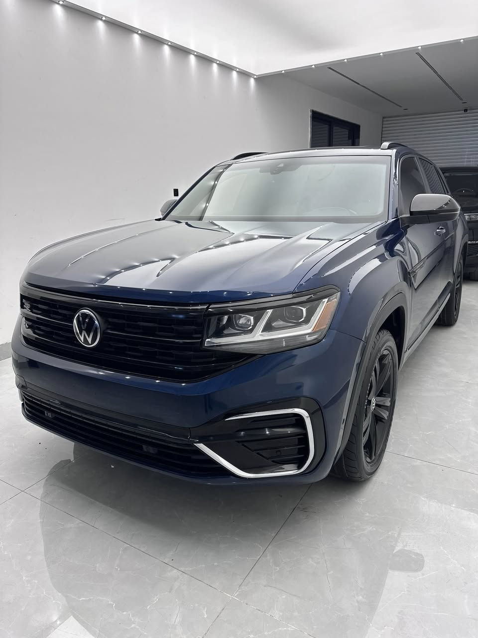 أطلس كروس سبورت موديل ٢٠٢٣ SEL Rline blak محرك ٦ سلندر داخل قيسي فول مواصفات بانوراما فور ويل داخل ليد سيارة بدون صبغ بدون ايرباك مكانين صغير تعديل صورة حادث موجود سعر ٢٩٥ ورقة مكان السيارة اربيل ***********
