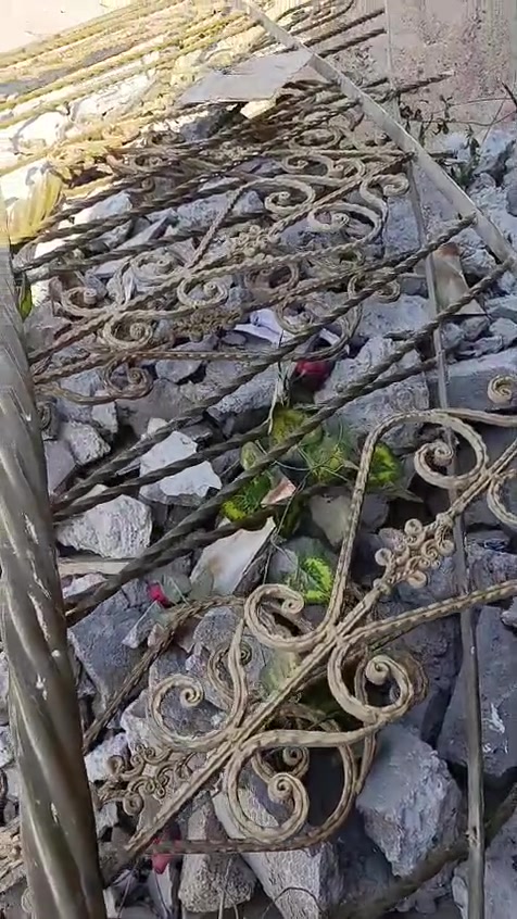 محجر درج جدا جدا نضيف مكاني بصره بهادريه سعر 150بي مجال ***********
