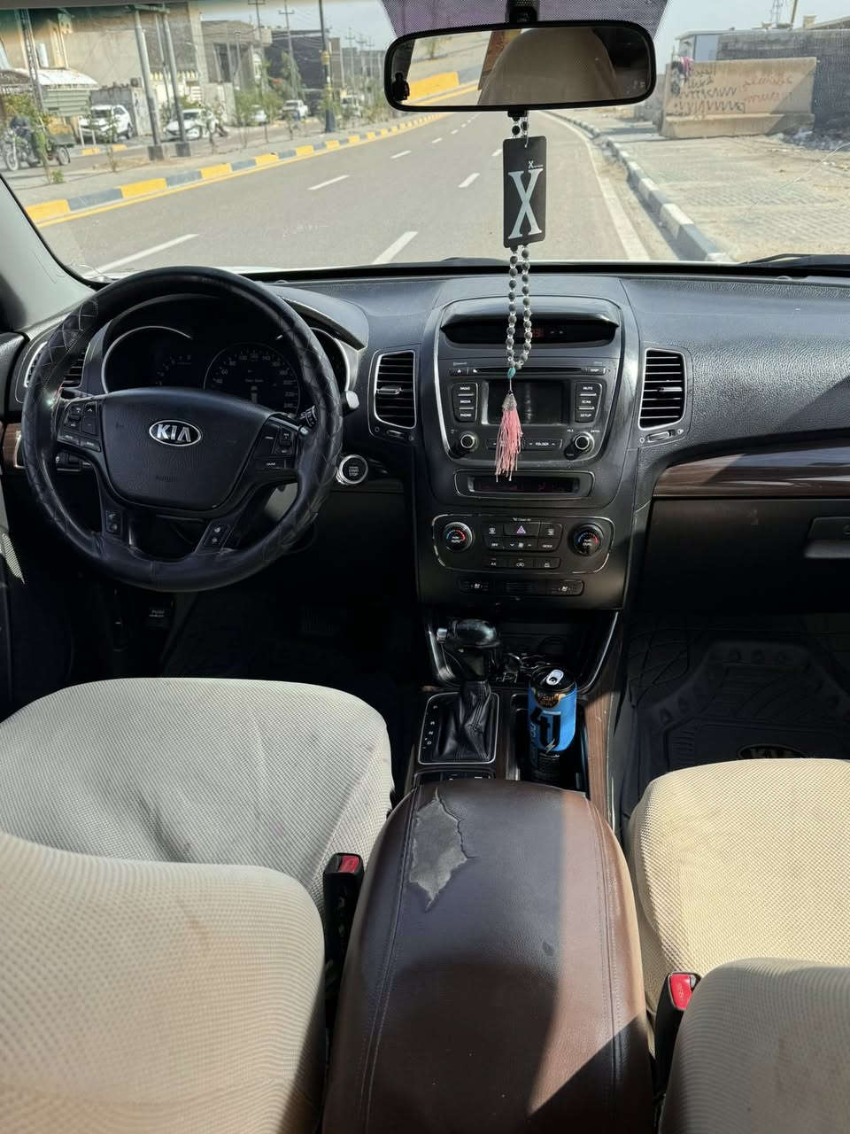 السلام عليكم سورنتو 2014 كويتي 6 سلندر  كفاله ماعده بارد شبر بل جاملق الامامي رقم بغداد جديد فول مواصفات  
السعر 180$ وبيها مجال 
***********
