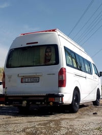 جنبي ١٨ • باب كهربائي • سنوية ٢٠٣٠