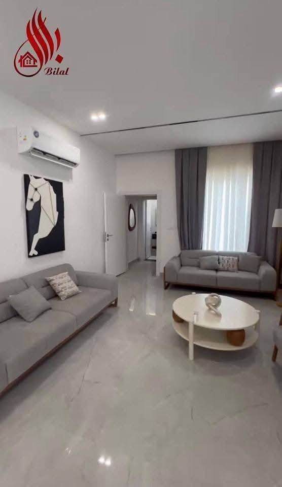 إعلان عن دار للبيع بيع مستعجل والسعر مغري جدا
الموقع:مجمع عماد سكر السكني، محافظة كربلاء المقدسة شارع المجمعات. السكنية 

- المساحة:160 متر مربع

- التفاصيل:- طابقين- 3 غرف نوم (نظام سويتات)- مطبخ- استقبال- صالة- كراج

- البيت موقعه مميز

- ⁠سعر الدار من الشركة 200 مليون

المبلغ الواصل للشركة 165 مليون

الباقي 35 مليون فقط يسدد للشركه على شكل دفعات 

ملاحظة الدار يباع بدون تطلوعه وبسعر مناسب ومغري جدا

للمزيد من التفاصيل، يرجى التواصل واتساب فقط بدون اتصال فضلاً 

***********
