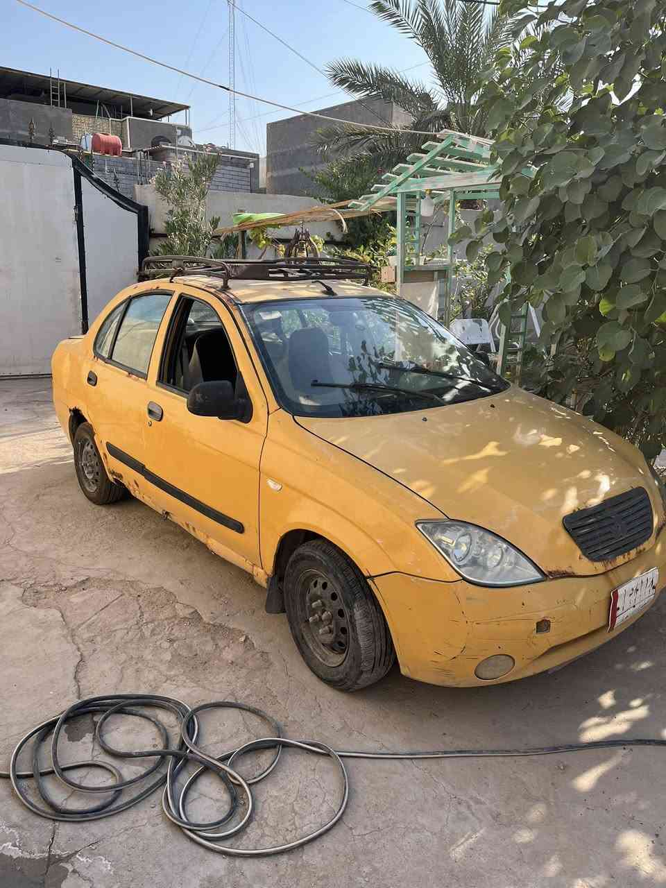 طيبة للبيع مكاني البصره ابي الخصيب السياره بيها نقص كهربائي فقط ابيع كوم حديد رقم تلفون *********** للعلم السياره مهموله
