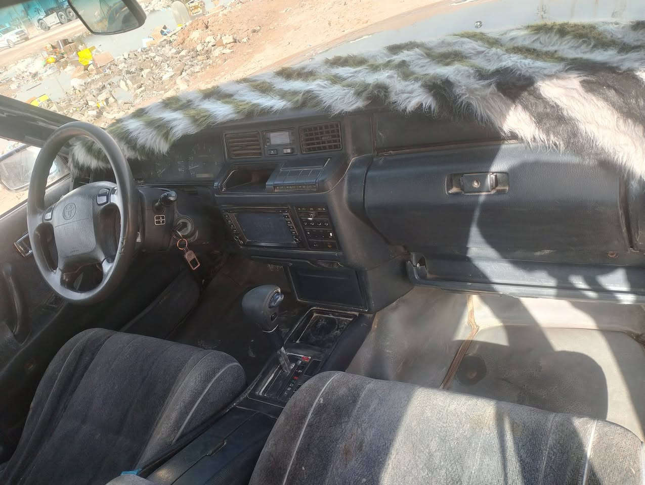 السلام عليكم سياره ارنب جديد جديد مكفوله كصه ونغل وضربه رقم بصره أ اليف كير ومكينه  ثنين ونص جدد تخم تاير جدد حداديه طوبه تبريد شغال مكاني البصره الزبير السعر 63 رقم الهاتف ***********
