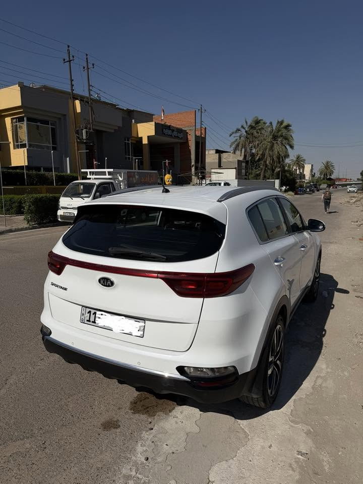 كيا سبورتج خليجي 2019 شكل 21
سياره محرك 2000 دوش تحكمات ستيرن اشاير بلمري 
شاشه كامره يدات نيكل داخل حمصي ويل ١٩ تبريد قطعتين
٣ انظمه قياده حساس امامي حساس خلفي مري شفط
سياره ع ايدنه من هيه زيرو كلش جديده ونظيفه رقم بغداد بأسمي ومكفوله عده شويه صبغ بل جاملغ مابيه شبر اثر شخط  حتى دعاميات بلاد مكانها بغداد كرخ سعر١٨٧وبيه مجال بسيط
للاستفسار ***********
