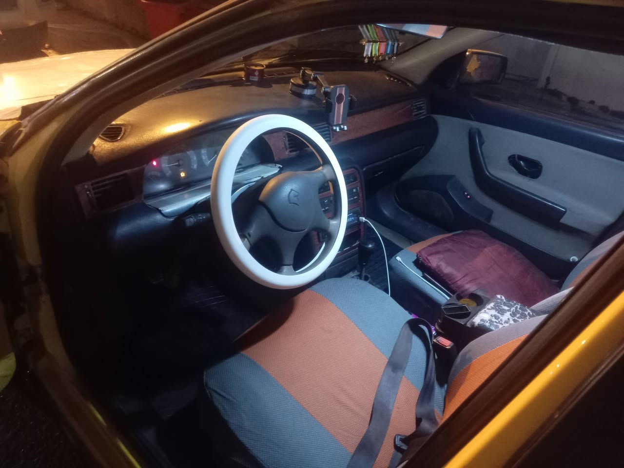 السلام عليكم
للبيع او مراوس سمند موديل 2009 ليموني رقم بغداد مكينة جديدة كير مكفول تبريد ثلج صدر امامي خلفي جديد دوسات سمكرة جديدة وبجم جديد السيارة جاهزة سعر ٢٥ وبيهة مجال
للاستفسار ***********
