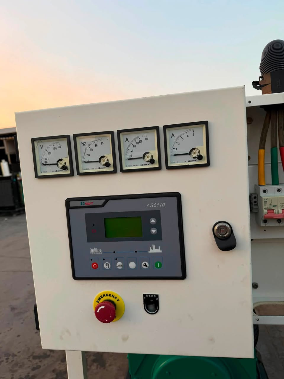 كمنز 4 سلندر
50kva
مكينه نضيفه شرط الحمل
السعر 53ورقة 
العنوان اربيل الصناعة الجنوبية 
***********
