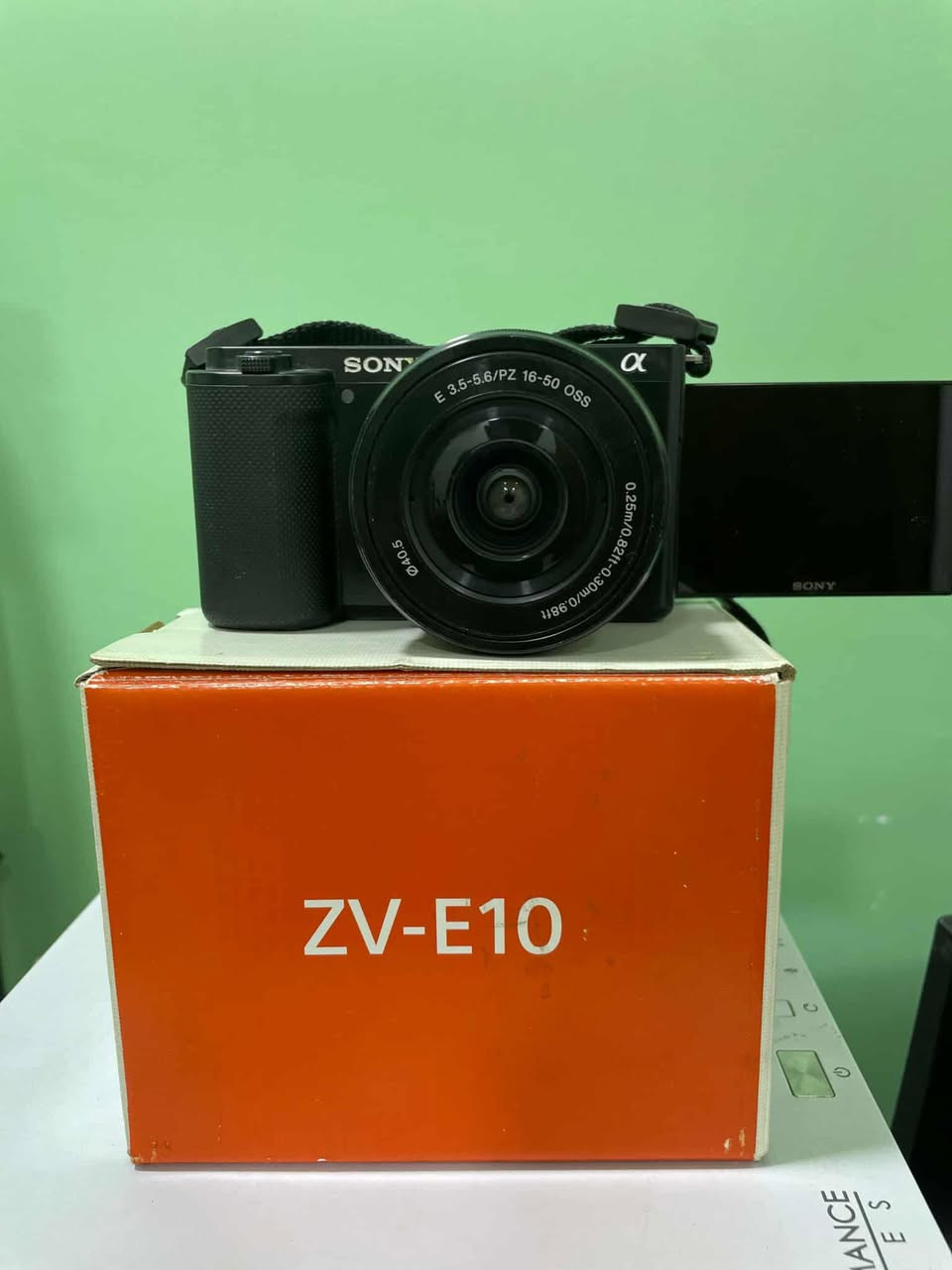 للبيع كامرا سوني zv10
مستخدم قليل معروفه موصفاتها 
مع بطاريتين سعر 700 الف


**إذا كنت صاحب هذا الإعلان وتريد حذفه لأي سبب، رجاءا أرسل رسالة إلى الدعم الفني**