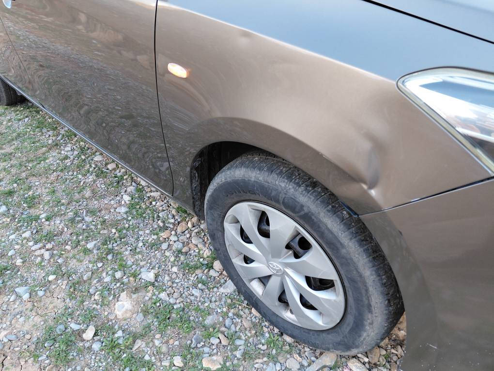 🔹تۆیۆتا یارس خلیجى 2016 
🔹مەکینە گەورە -1,5  
🔹رەقەم و سەنەوی نوێیە ……..
🔹رۆیشتن ٢٥٠ هەزار کم ……..
وينه ى سؤنه ركه م داناوه 

نرخ ( ١٠٥ ) وەرەقە أربيل, العراق


**إذا كنت صاحب هذا الإعلان وتريد حذفه لأي سبب، رجاءا أرسل رسالة إلى الدعم الفني**