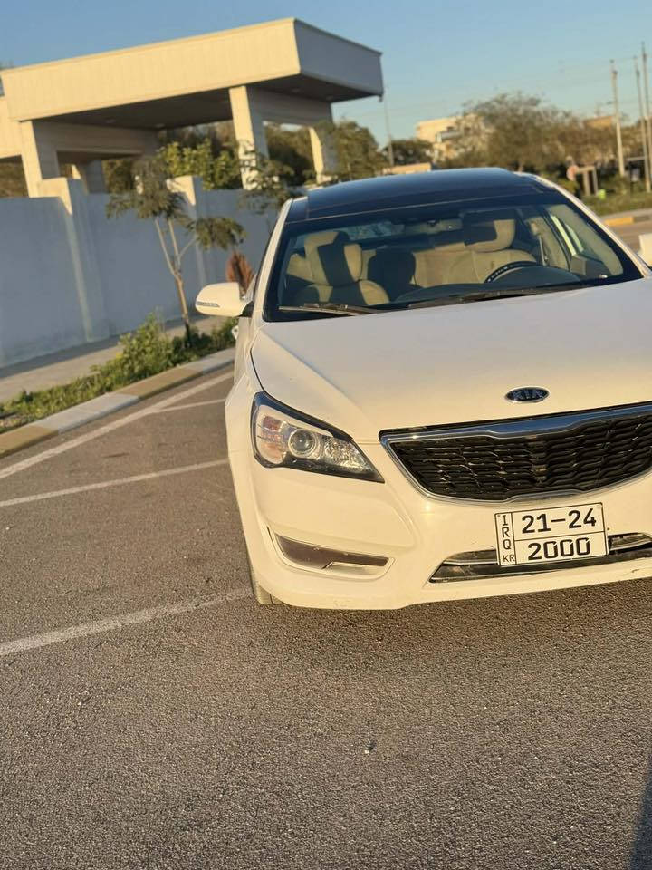 بەناوی خوای گەورە
کاتێنزای ٢٠١٢
ساق ساق ساق
پانۆراما  
 کامیرەو حاسەو شاشەیە
تەبریت ساردو گەرم 
 ٣ پارچەی بۆیاخە 
٢٥٠مەسرەفی نیە
تەبریت مەرکەزی
وەشەرت گێڕو مەکینە
تابڵێی شتێکی جوانە
K.m 200 رۆیشتوە
ئەگەر موشتەری نیت  سەری خۆمو خۆشت  مەیەشێنە  هەمو شتێکم نوسیە

شوێن /کەلار. 
ژ.م/ ***********
