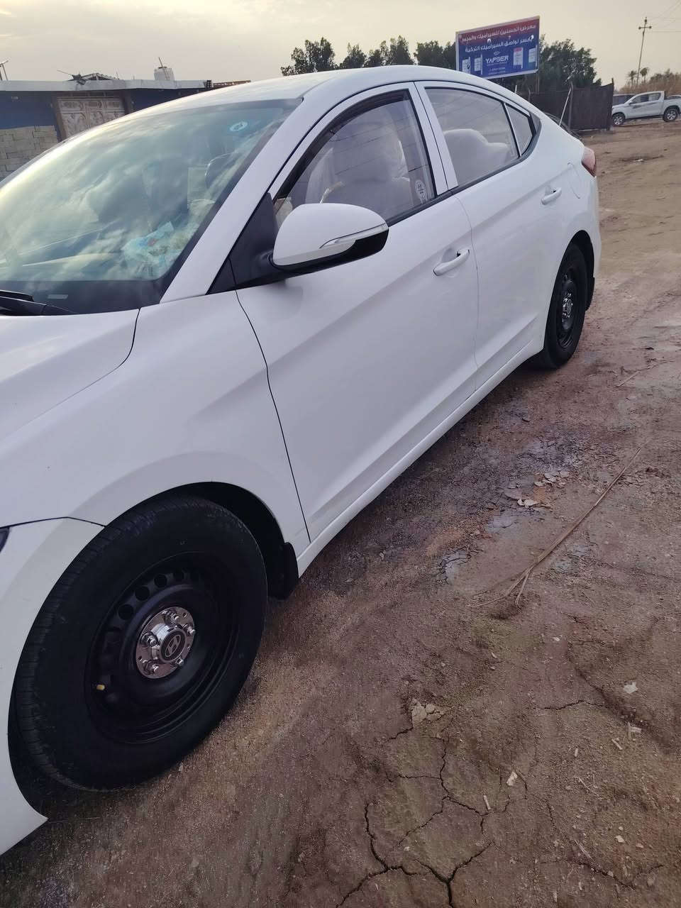 النترى موديل 2017خليجي  بسمي رقم دولي جديد  محرك 2000 السونار مرفق السعر 135وبيه مجال استفسار عا رقم ***********
