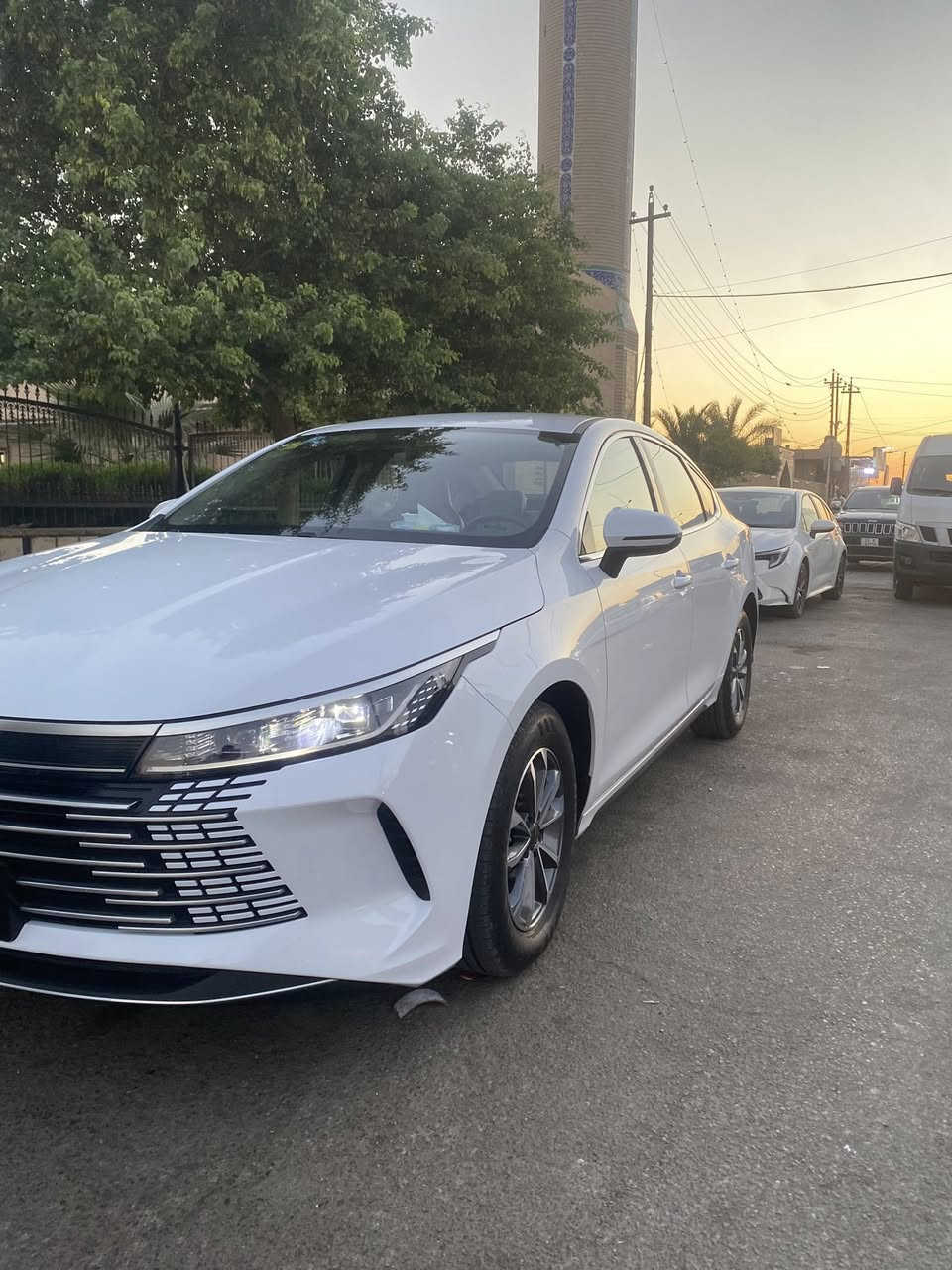 السلام عليكم BYD دستروي 2025 مكفولة كفالة عامة من كلشي مرقم بغداد بسمي غراض كاملة بصمة وكرت (***********)
