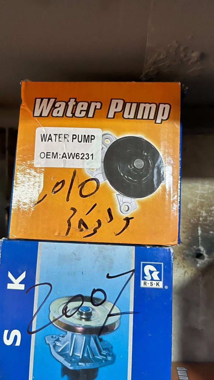 متوفر لدى محلات احمد المولى 
واتر بم كرايسلر 1992 
واتربم باجيرو
واتربم 4 سلندر
واتربم 2007
واتربم 2007

متوفر توصيل الى كافة محافظات العراق
التوصيل داخل الموصل 3 الف
التوصيل الى المحافظات 5 الف

البيع:جملة_مفرد
نتشرف بزيارتكم
العنوان:موصل صناعة وادي عكاب فرع صبحي المولى خلف سايدين قندلا 

***********
للتواصل معنا على استفساراتكم
من الساعة 8 صباحآ الى 1
