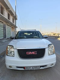 جمسي • ٢٠١٠ • حادث أمامي