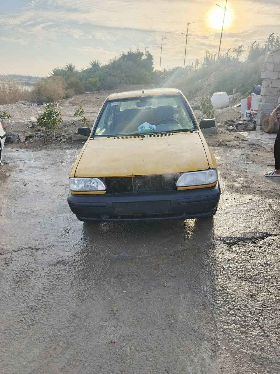 السلام عليكم سايبه للبيع موديل 2012 اتكفل بشرعيه واتكفل بلغرامات خط وبحث  تحويل مباشر السعر 14ورقه للشراي مشروع وطني مكاني واسط هذا رقمي اتصل  ***********
