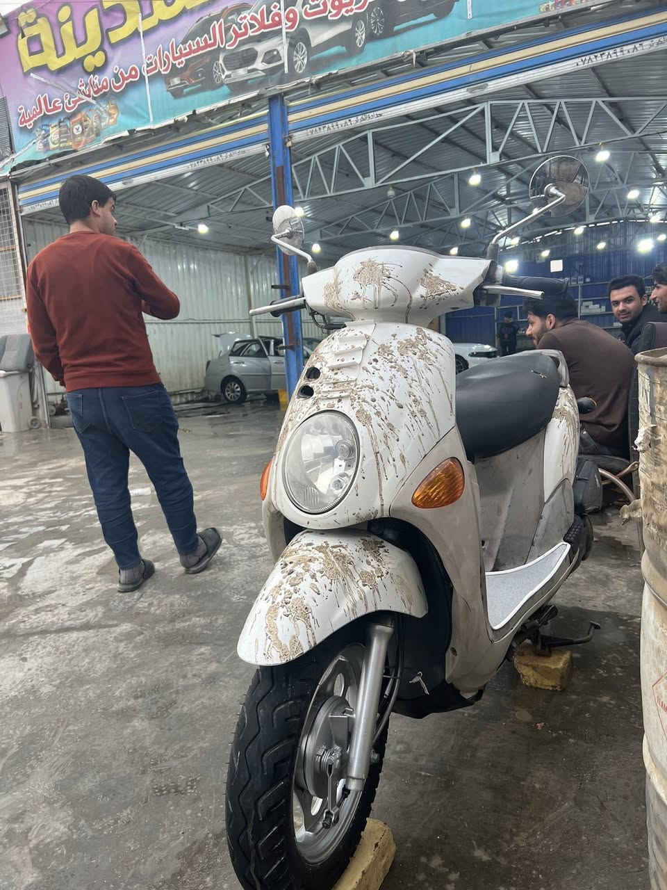 السلام عليكم لبيع ناصريه مركز 1200 قفل  ***********
