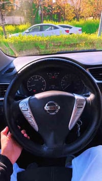 سينترا 2017 Sentra  - لون اسود Black ولون الداخل ايضاً اسود  - مواصفات...