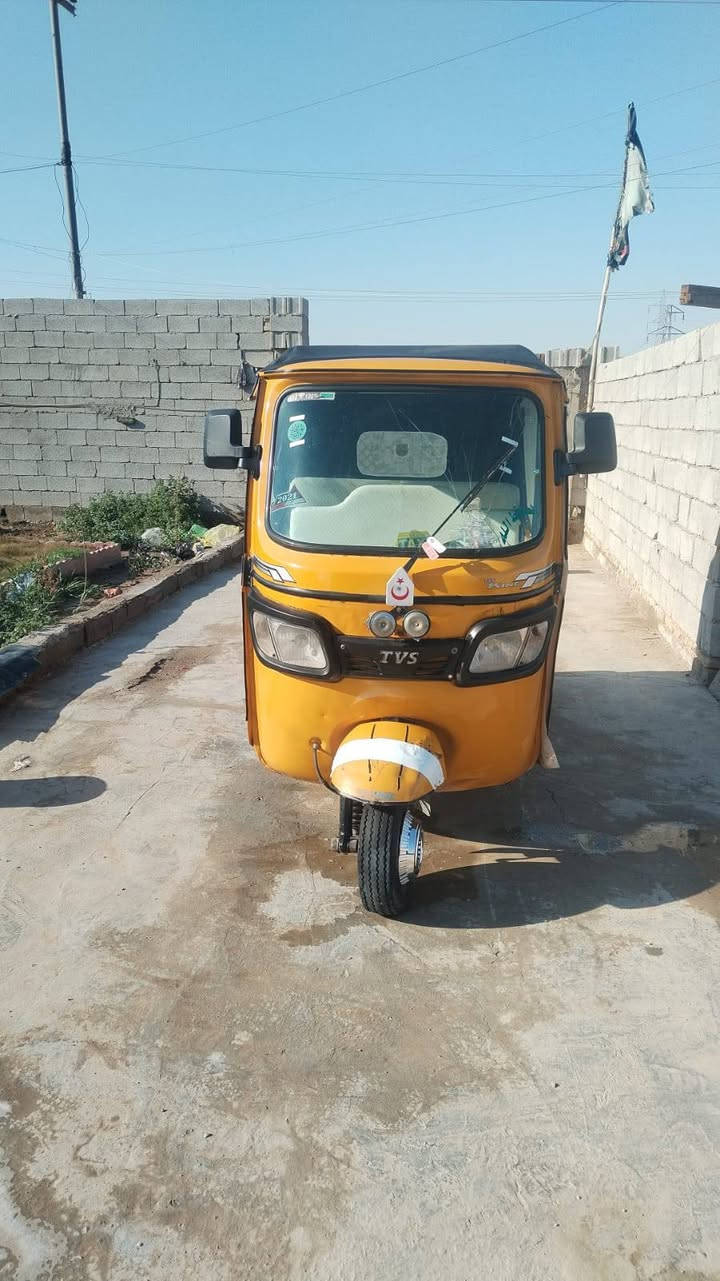 سلام عليكم بيع مستعجل تكتك 
2021تي في اس وسنويه 2022 المكان ذي قار قلعة سكر

استفسار اكثر اتصل ع صاحبه ‏‪***********‬‏
