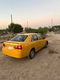 كورلا ١٦٠٠ • موديل ٢٠١٠ • تبريد ثلج