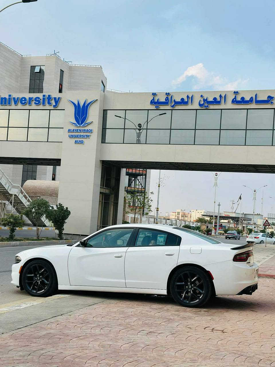 السلام عليكم Dodge Durango 

 موديل 20 اصل  كفاله 

ماشية 43 

 السعر  245

انا مكلف ب النشر للاستفسار الاتصال بصاحب السيارة 

***********

