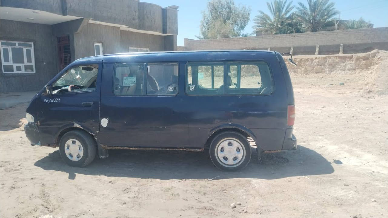 سلام عليكم بريجو البيع ول مراوس سياره ٩٦ سنويه نافذه ٢٥ محرك وكير وكسل خير من الله نضاف شرط ترهم مروس بسياره زقيره حسب الغناعه السعر ٤٥ وبيها مجال التحويل مباشر راعيها بلديره الستفسار علا هاذا الرقم ***********
