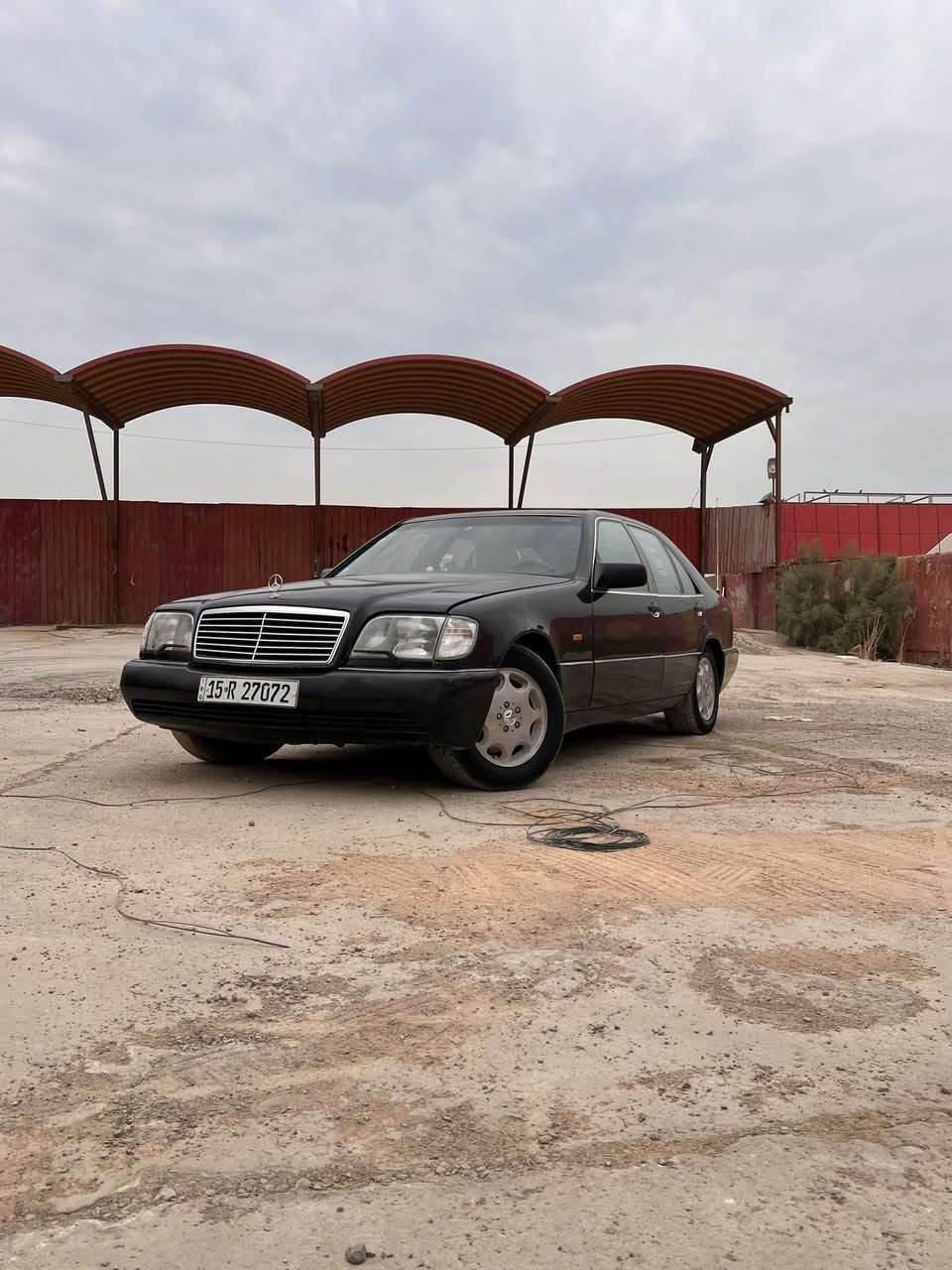 للبيع مارسدس 320 موديل 1993 محدث 96كفاله من الضربه والصبغ تخم تاير حداديه جديده كهربائيات شغاله لايت عالي ناصي ناصي زنون دواخل جديده مكينه مفتوحه  كير كفاله رقم انبار مكاني ديوانيه السعر67وبيها  مجال للاستفسار ***********
