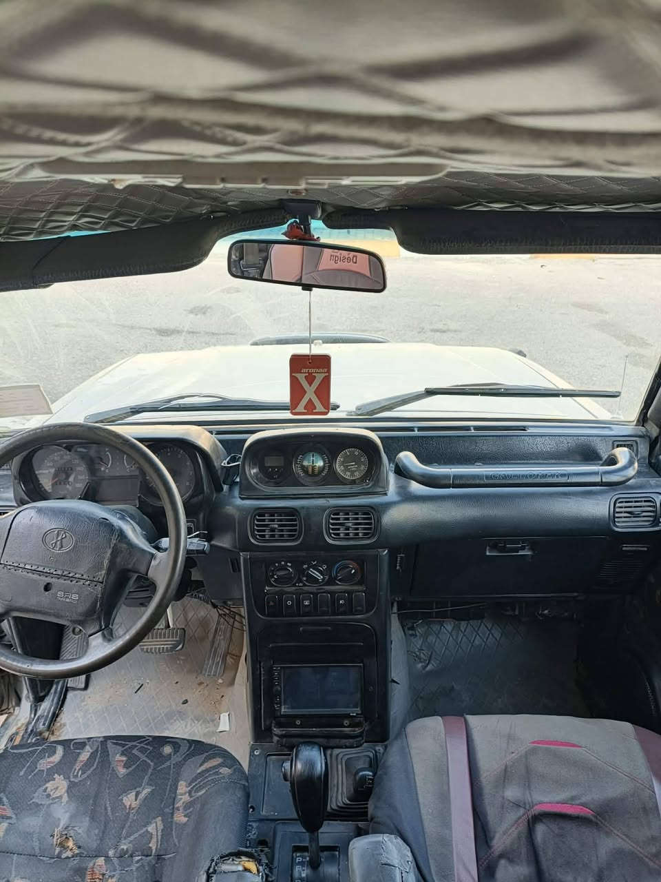 كالوبر مديل ٢٠٠٤ رقم بغداد بسمي تحويل ثاني يوم سياره جاهزه كهرباءياة شغاله بس يردله ترتيبت بصيطه وسعر ٥٠ وبيه مجال حك لجيه مكنه ديالى بعقوبه رقم ***********
