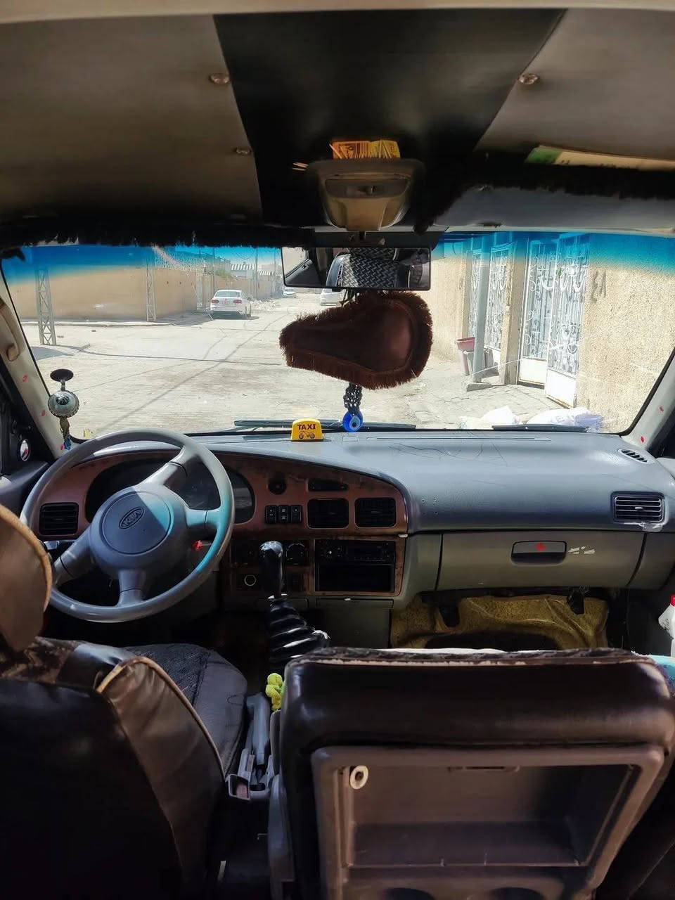 السلام عليكم كيه بريجو مديل 96 بلاديه مكينه صارله شهر من جفتته كير اكسن كفاله السياره مكان كوفه عباسيه *********** عليه غرامات ينكطعن من السعر
