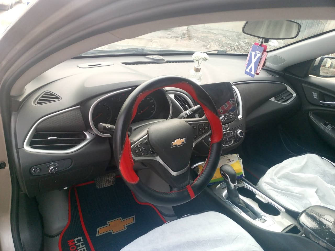 السلام عليكم ماليبو مديل2023رقم بغداد نكليزي بسمي تحويل مباشر سياره جاهزه ع اخر حبايه كله جديد تخم تاير لايت زنون سستم صوت شاشه موصفاته معروفه سياره ترهم مراوس فقط كياه حمل بنكو السعر ب١١٨سعره جدن مناسب رقم هاتف***********
