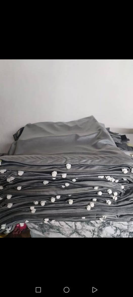 خياطة بردات كوستر
📍لدينا قماش من نوع الممتاز 
📍سيت كامل 11 قطعة يناسب جميع انواع الكوسترات  
📍جميع الالوان موجودة حسب الطلب 
📍السعر ((١٠٠ )) الف دينار عراقي
🛑 ملاحظة لدينا توصيل جميع محافظات العراق والتوصيل غير مجاني 
#بردات #بردات كوستر #بردات نيسان #بردات_هونداي #بردات_روزة #بردات_تويوتا #انواع_البردات الاتصال ع هذه الرقم ***********
