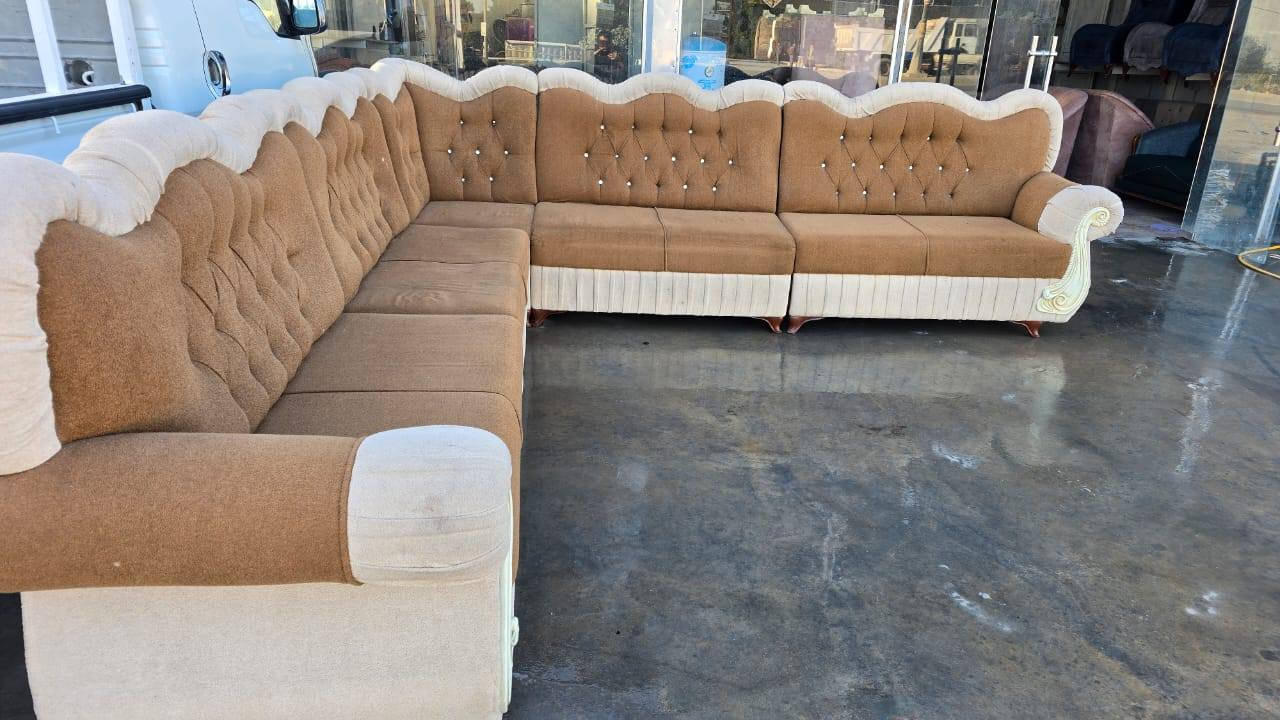 ديوان  مستعمل  أي خلل مابي بيع وشراء كافة أنواع التخامه والدواوين تجديد المستعمل تبديل المستعمل بالجديد حله أبو خستاوي الفرع الأول عامود ٥٨ على طريق يا حسين الفرع الثاني قرب البوابه على طريق ياحسين عامود ٧٢ معمل ومعرض باب الحوائج ***********
