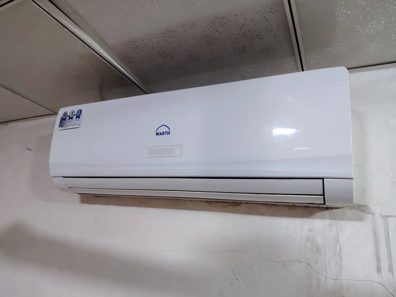 السلام عليكم
سبلت نوع الوارث طن ونص على شرط ما داخل تصليح وبعده بغاز الشركه وتبريده ثلج بعده جديد تجي تفحص وتشوف السعر 300 وبي مجال قليل رقمي *********** عنواني كربلاء حي العامل السوق الأخير
