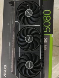 كرت RTX 5080 asus prime الكرت كلش نظيف وحرارتة ٦٩ وشغال ١٠٠٪؜ وشرط فحص...