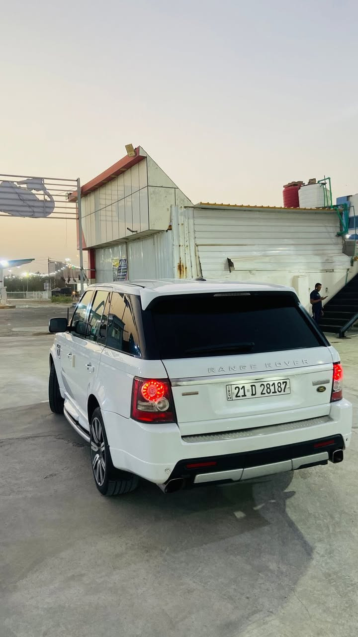 رانج روفر سبورت موديل 2012 خليجي 
السعر ب150 

صبغ قطعة واحدة 
فول مواصفات 
السيارة نظيفة بمعنى الكلمة استخدام شخصي 

العنوان البصرة ‭0770 498 4515‬
