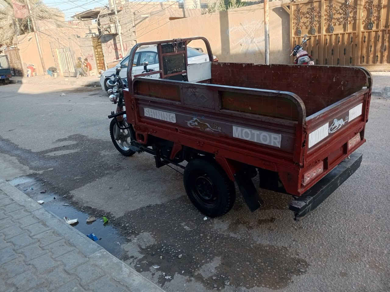 سلام عليكم ستوته للبيع موديل 14مكينه 22وراق اصولي مكاني كربلاء حي الغدير السعر 10000مليون وبيه مجال ***********
