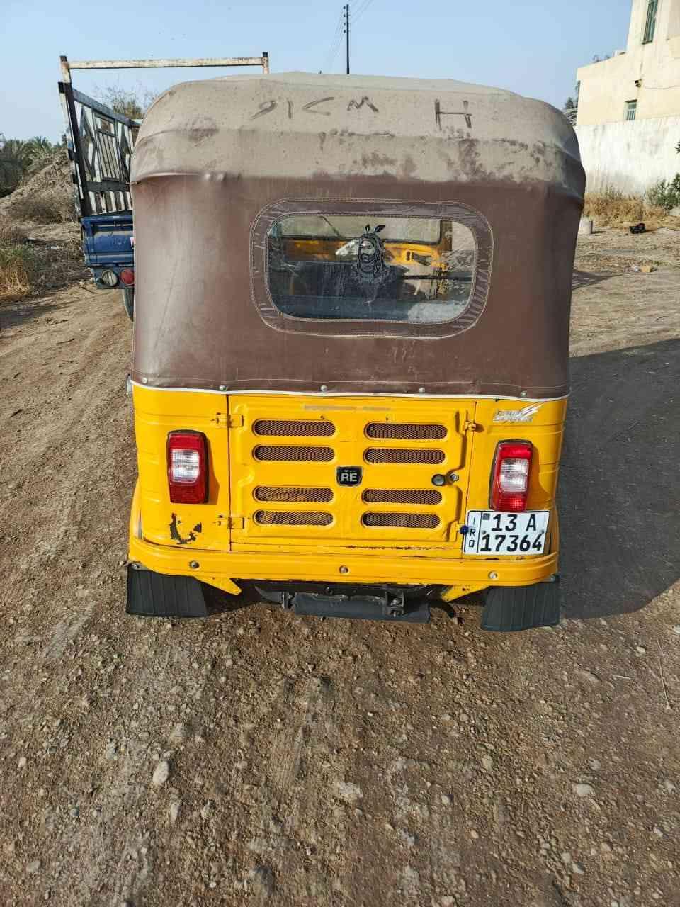 تكتك للبيع موديل 19تكتك جديده كشره كفاله من الصبغ والمعجون سعر 5600وبيها مجال رقم وسنويه ‏‪***********‬‏شراي أتصل مكاني مدثره
